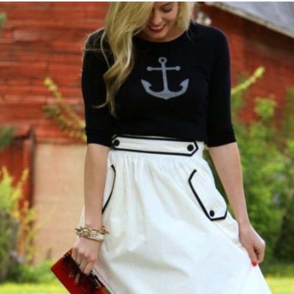 Janha Rose Button Crew Neck Long Sleeve Sweater Navy